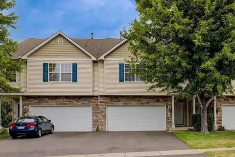 1725 Philipp Dr, Shakopee, MN 55379