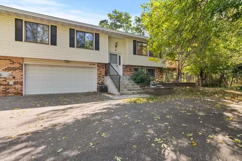 4194 Bridgewood Ter, Vadnais Heights, MN 55127