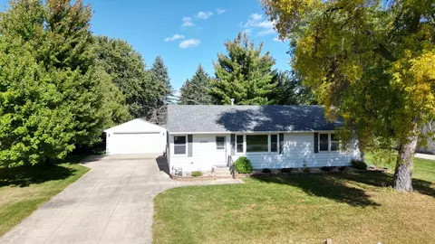 2308 10th Ave SW, Austin, MN 55912