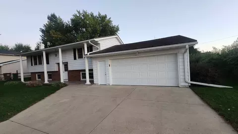 1713 Plainview Ln, Albert Lea, MN 56007 photo 3