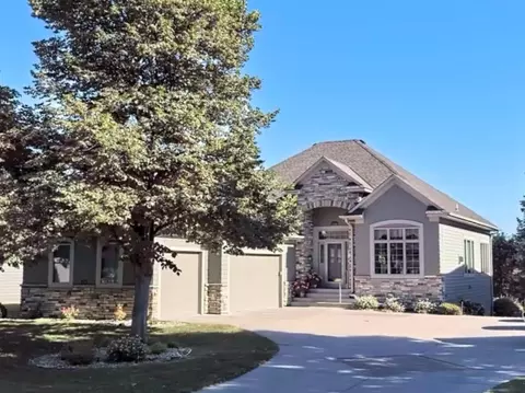 2316 Lehman Ln NE, Blaine, MN 55449