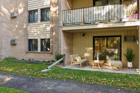 5607 Green Circle Dr #102, Minnetonka, MN 55343