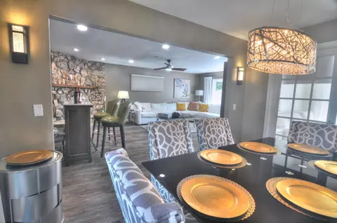 8619 Poplar Bridge Curv, Bloomington, MN 55437