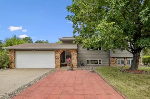 7300 119th Ave N, Champlin, MN 55316