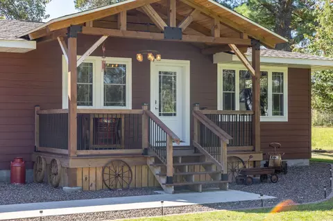 4354 Soldier Rd, Moose Lake, MN 55767