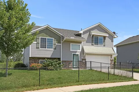 108 Serenity Ave, Howard Lake, MN 55349