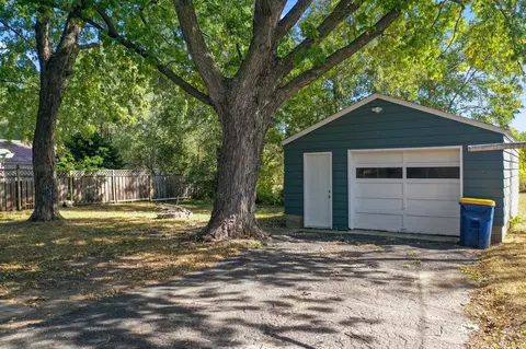 15 Irving Ave, Faribault, MN 55021 photo 2