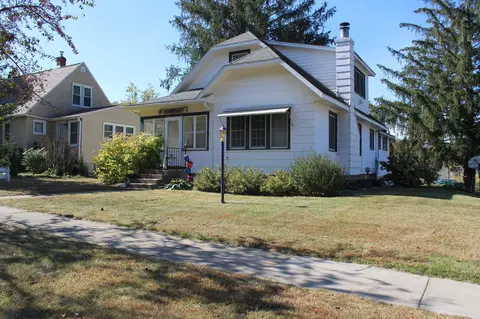 1404 Norwood St, Red Wing, MN 55066