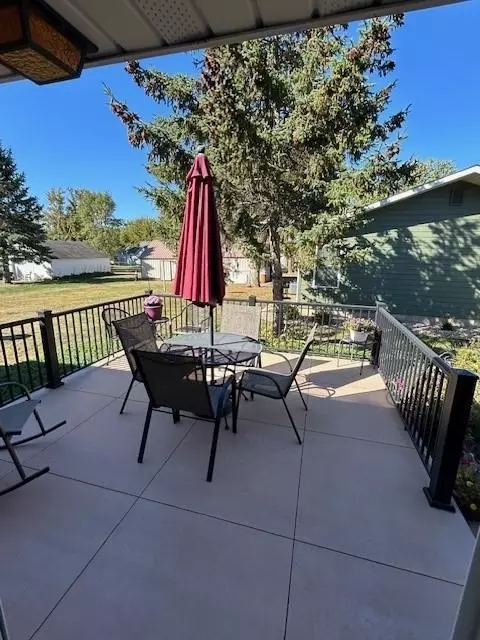 Exterior - 456 Cedar Ave, Westbrook, MN 56183 photo 6 of 8