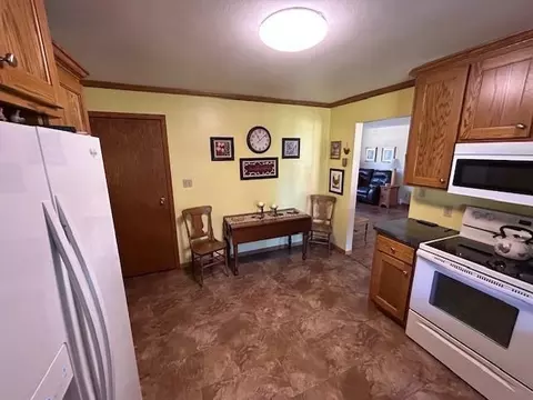 Kitchen - 456 Cedar Ave, Westbrook, MN 56183 photo 1 of 3