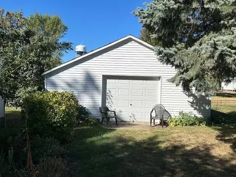 Exterior - 456 Cedar Ave, Westbrook, MN 56183 photo 8 of 8