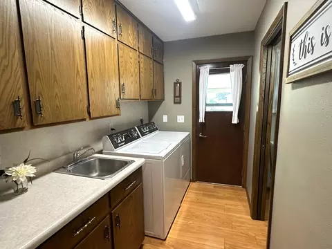210 E Cabot St, Le Roy, MN 55951 photo 13