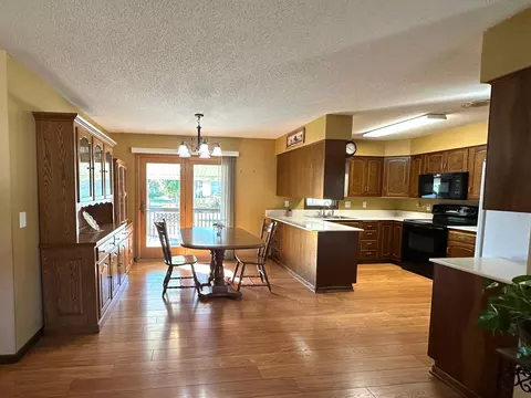 210 E Cabot St, Le Roy, MN 55951 photo 21