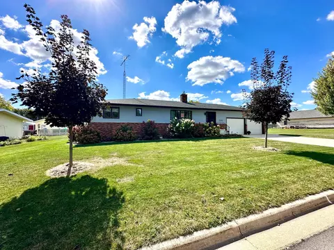 210 E Cabot St, Le Roy, MN 55951 photo 33