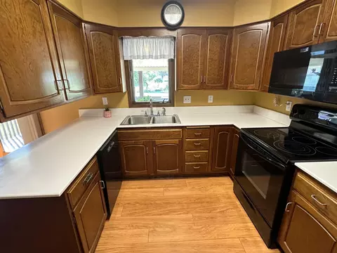 210 E Cabot St, Le Roy, MN 55951 photo 18