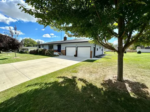 210 E Cabot St, Le Roy, MN 55951 photo 32