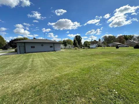 210 E Cabot St, Le Roy, MN 55951 photo 37