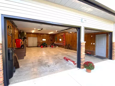 210 E Cabot St, Le Roy, MN 55951 photo 52