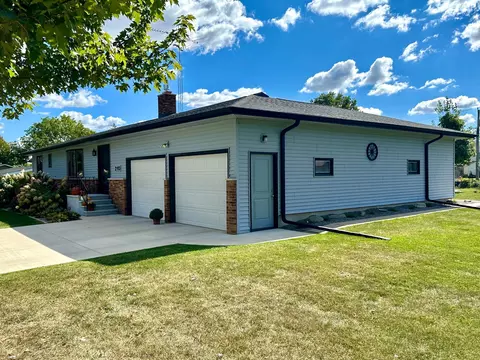 210 E Cabot St, Le Roy, MN 55951 photo 34