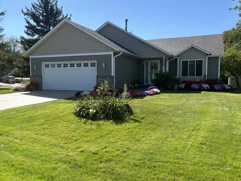14393 Drake Path, Apple Valley, MN 55124