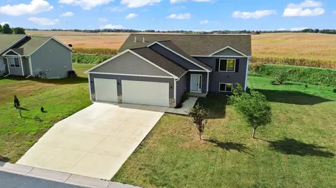 580 Western Ave, Green Isle, MN 55338