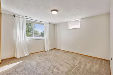 2778 Lakeview Ave, Roseville, MN 55113 photo 35