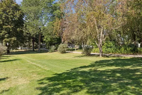 2778 Lakeview Ave, Roseville, MN 55113 photo 49