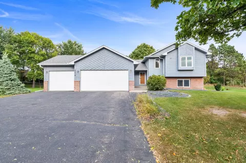 8014 Berkshire Ln N, Maple Grove, MN 55311