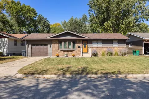 608 Kathryn Ave, Marshall, MN 56258