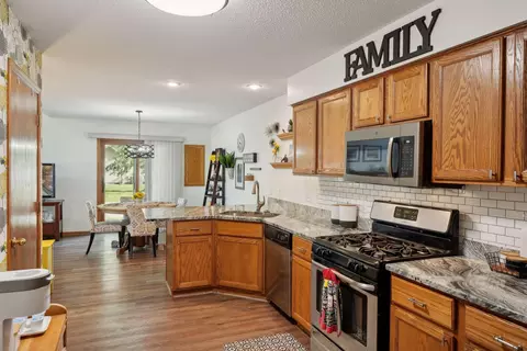 1859 Cliff Lake Ct, Eagan, MN 55122 photo 12