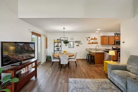 1859 Cliff Lake Ct, Eagan, MN 55122 photo 7