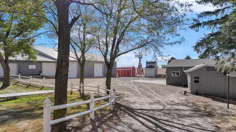 2707 300th St, Marshall, MN 56258 photo 9