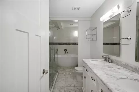 5839 Shores Dr, Minneapolis, MN 55429