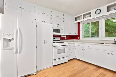 359 3rd St, Clear Lake, WI 54005