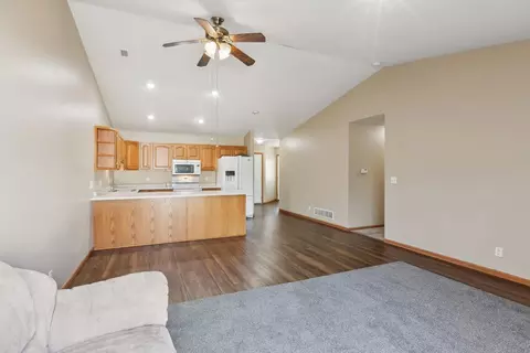 1423 Summit St, Baldwin, WI 54002 photo 7