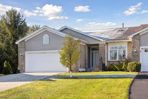 836 Monet Ct, Mendota Heights, MN 55120