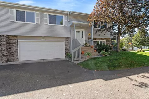 11859 Woodbine St NW, Coon Rapids, MN 55433