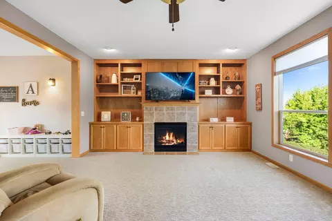 921 Firethorne Trl, Jordan, MN 55352 photo 10