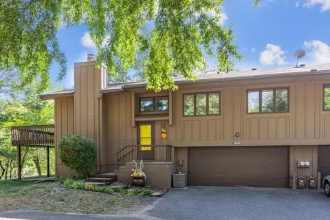 2622 Aspen Ct, White Bear Lake, MN 55110