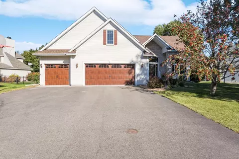 8715 Jewel Ave S, Cottage Grove, MN 55016