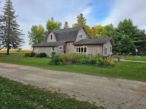59627 205th St, Austin, MN 55912