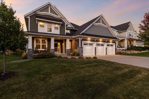 5280 Polaris Ln N, Plymouth, MN 55446