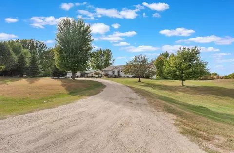 6354 5th St NW, Willmar, MN 56201 photo 4