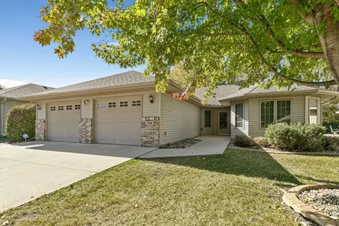 108 Amber Ln, Mankato, MN 56001