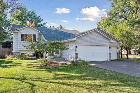 2098 122nd Ave NW, Coon Rapids, MN 55448