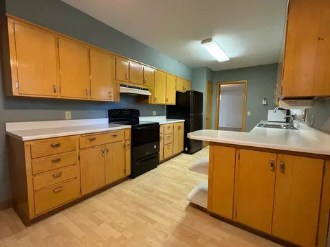 305 S Oak St, Hendricks, MN 56136 photo 10
