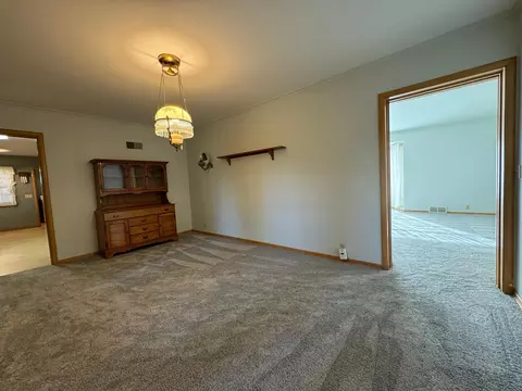 305 S Oak St, Hendricks, MN 56136 photo 4