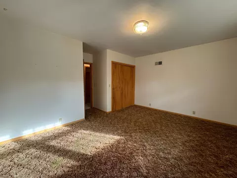 305 S Oak St, Hendricks, MN 56136 photo 21