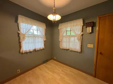 305 S Oak St, Hendricks, MN 56136 photo 8