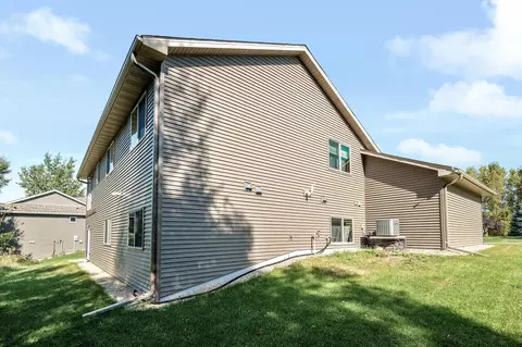 2741 Davis St S, Cambridge, MN 55008 photo 29